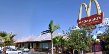 A visit to an L.A. McDonald’s turns into a bloody confrontation. Widower sues fast food chain