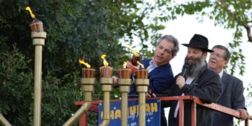 Facebook commenter threatened machine gun violence at SoCal Hannukah event; man is arrested