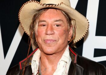 Mickey Rourke’s supporters step up with donations aimed at preventing his eviction