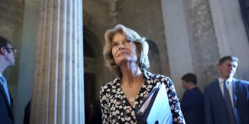 A Senate war powers resolution on Venezuela actually could curb Trump