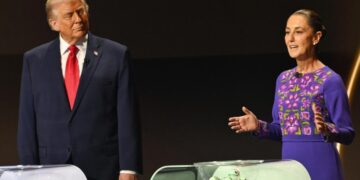 Firmness, flattery and phone calls: How Mexico’s president won over Trump