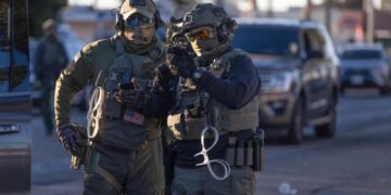 Feds face skeptical judge in lawsuit to overturn California’s ban on masked ICE agents