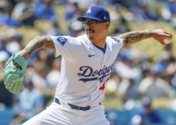 Anthony Banda, Alex Call, Brock Stewart agree to terms with Dodgers, avoiding arbitration