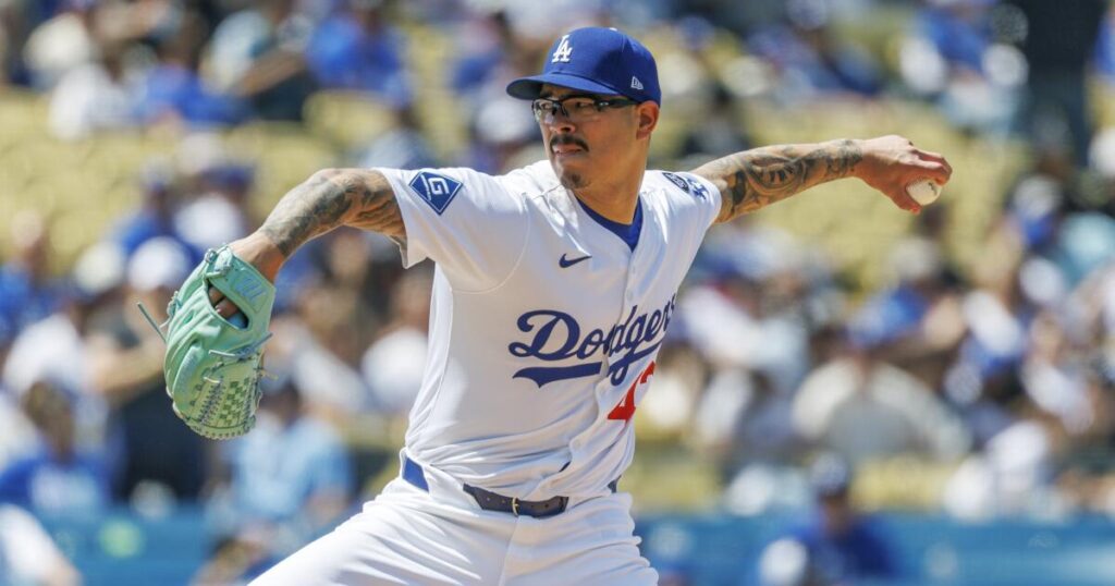 Anthony Banda, Alex Call, Brock Stewart agree to terms with Dodgers, avoiding arbitration