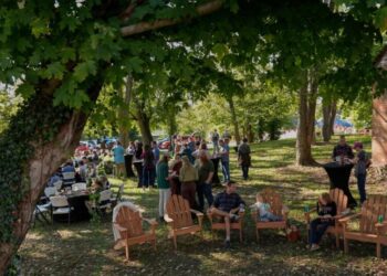 Efforts to reconnect Americans face challenges in a lonely time