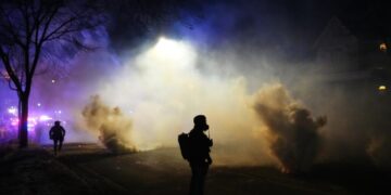 Federal officer shoots person in leg after being attacked during Minneapolis arrest, officials say