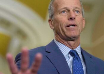 Senate readies vote on Venezuela war powers as Trump pressures GOP defectors