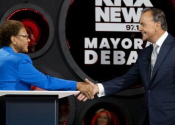 Billionaire developer Rick Caruso will not run for L.A. mayor or California governor