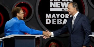 Billionaire developer Rick Caruso will not run for L.A. mayor or California governor