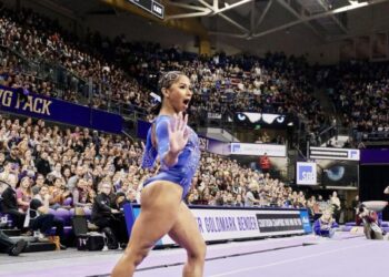 UCLA gymnastics freshmen learn from Jordan Chiles and from competing