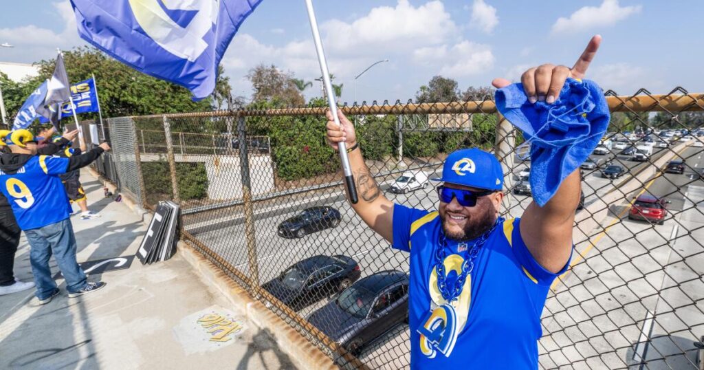 Meet the Freeway Fan, the Rams’ traffic-preaching inspiration