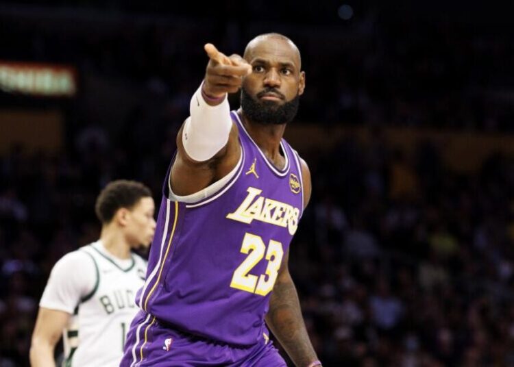 Lakers rally for late lead but falter at finish in loss to the Bucks