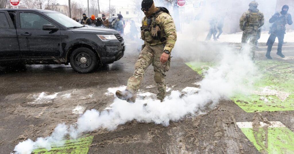 Court lifts restrictions on immigration officers’ tactics in Minnesota