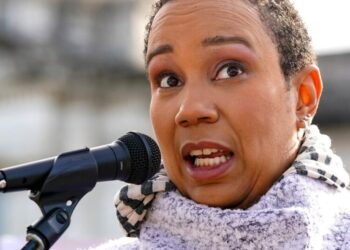 Elle Simone Scott, ‘America’s Test Kitchen’ chef and cookbook author, dies at 49