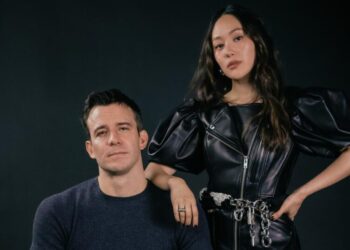 On ‘Bridgerton,’ Luke Thompson and Yerin Ha hard launch the #Benophie era