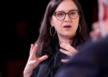Bari Weiss pushes a digital plan in attempt to move past her rocky start at CBS News
