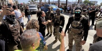 After Minneapolis shootings, California moves forward bill allowing lawsuits against federal agents