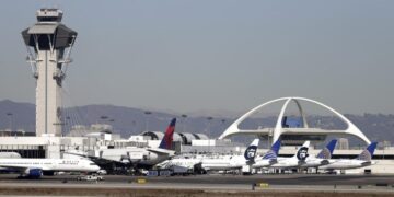 ‘Doomsday Plane’ appearance at LAX sparks online worry