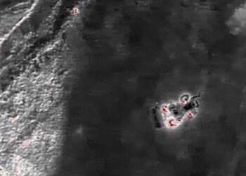 Cal Fire to probe Ventura County response to tractor blaze that reignited into Mountain fire