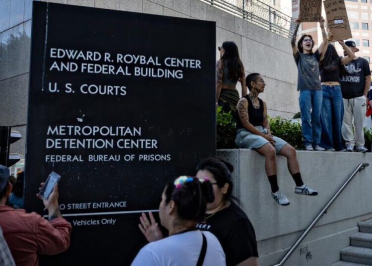 House Democrats challenge new Homeland Security order limiting lawmaker visits to immigration facilities