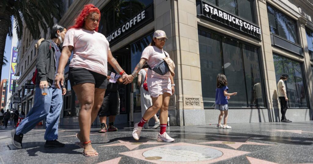 Starbucks’ strong sales stoke confidence in turnaround