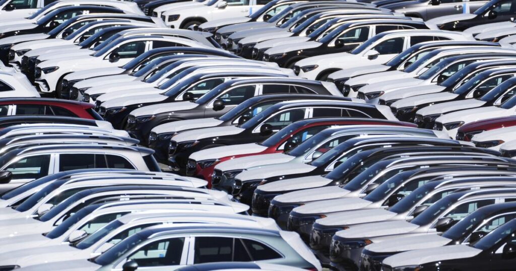 Auto sales set to slip as middle-class buyers retreat from new vehicles