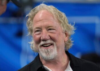Timothy Busfield surrenders to police in New Mexico amid child sex abuse allegations
