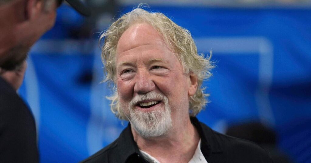Timothy Busfield surrenders to police in New Mexico amid child sex abuse allegations