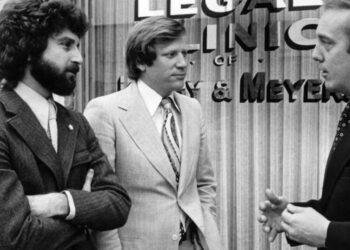 Leonard Jacoby, pioneer of legal advertising on billboards and TV, dies at 83