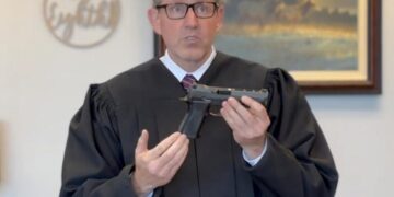 California ban on open carry of firearms ruled unconstitutional by appeals court