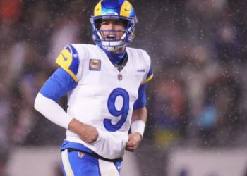 Rams teammates know Matthew Stafford will be the calm amid the noise in Seattle