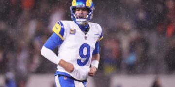 Rams teammates know Matthew Stafford will be the calm amid the noise in Seattle