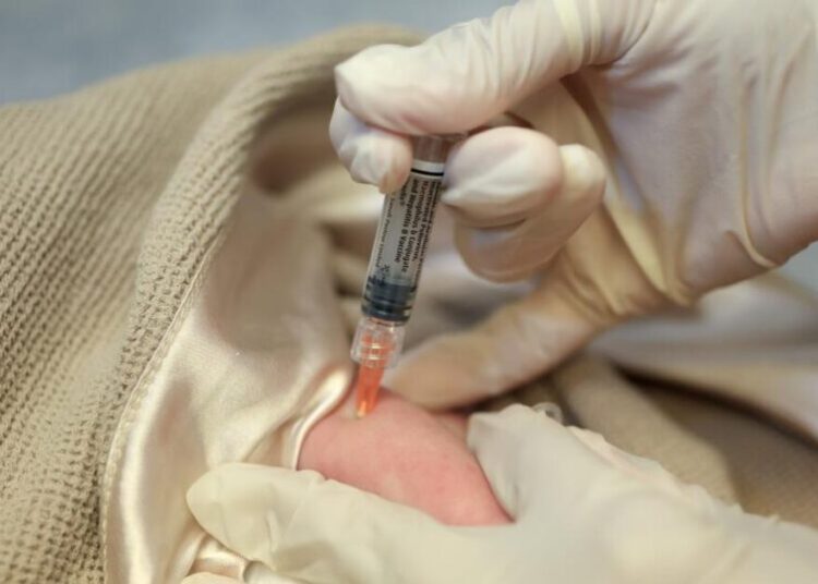 Pediatricians urge Americans to stick with previous vaccine schedule, despite CDC’s recent changes