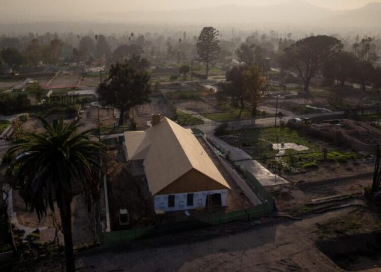 Clashing with the state, L.A. City moves to adopt lenient wildfire ‘Zone Zero’ regulations