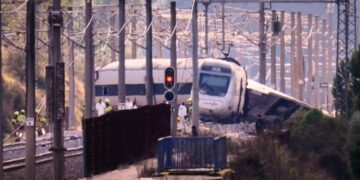 At least 40 killed in Spanish high-speed rail collision