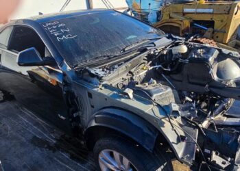 Cars are vanishing from driveways. Mystery tow truck thefts leave SoCal drivers angry, uneasy