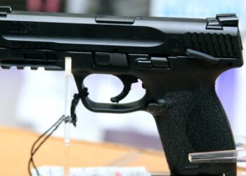 Supreme Court appears likely to strike down California law banning guns in stores and restaurants