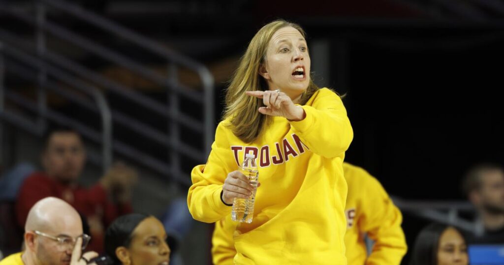 USC women’s basketball snaps four-game losing streak with rout of Purdue