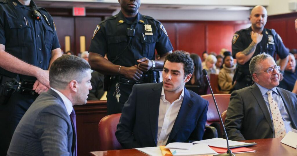 A man impersonating an FBI agent tried to get Luigi Mangione out of jail, authorities say