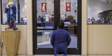 Honduran father died in ICE custody in California. His family wants an investigation