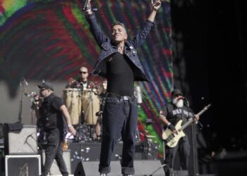 Café Tacvba asks its former labels to remove its music from Spotify, citing ‘band ethics’