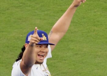 Dodgers and Brusdar Graterol reportedly agree to terms, avoid arbitration