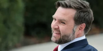 Leaked ICE shooting clip touted by JD Vance debunks admin’s ‘Orwellian’ tale: conservative