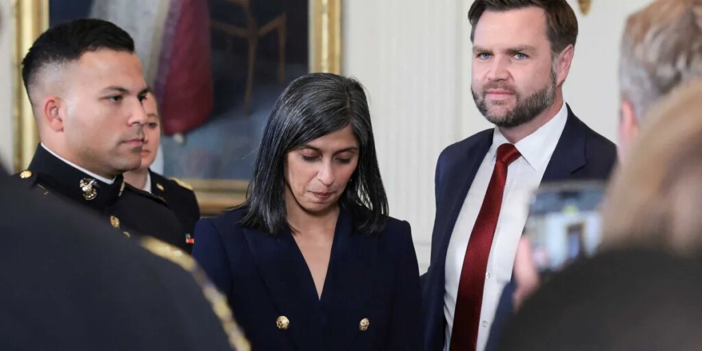 ‘Twisting his arm’: Analyst reveals Vance ‘pained’ to support Trump’s Venezuela raid