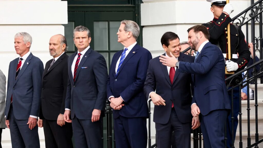 This disgraceful stooge fell further than any other Trump groveler