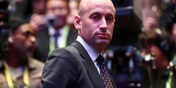 Stephen Miller torched by GOP senator on CNN: ‘Get in his lane or get out of this job!’
