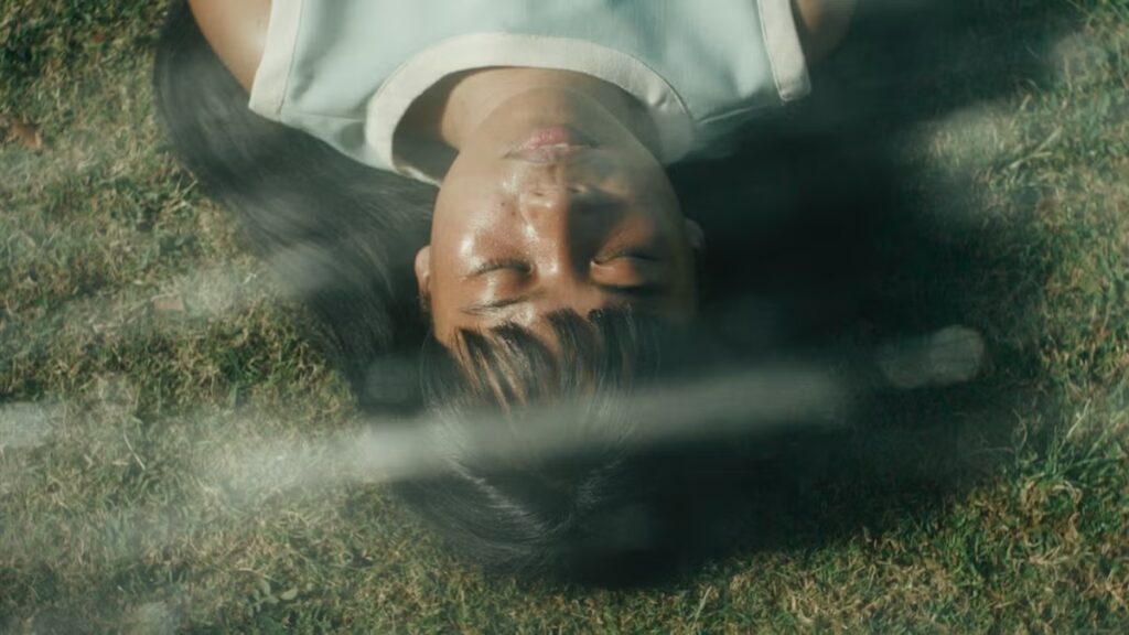 ‘Filipiñana’ Review: Rafael Manuel’s Riveting Feature Debut Knows Where the Bodies Are Buried