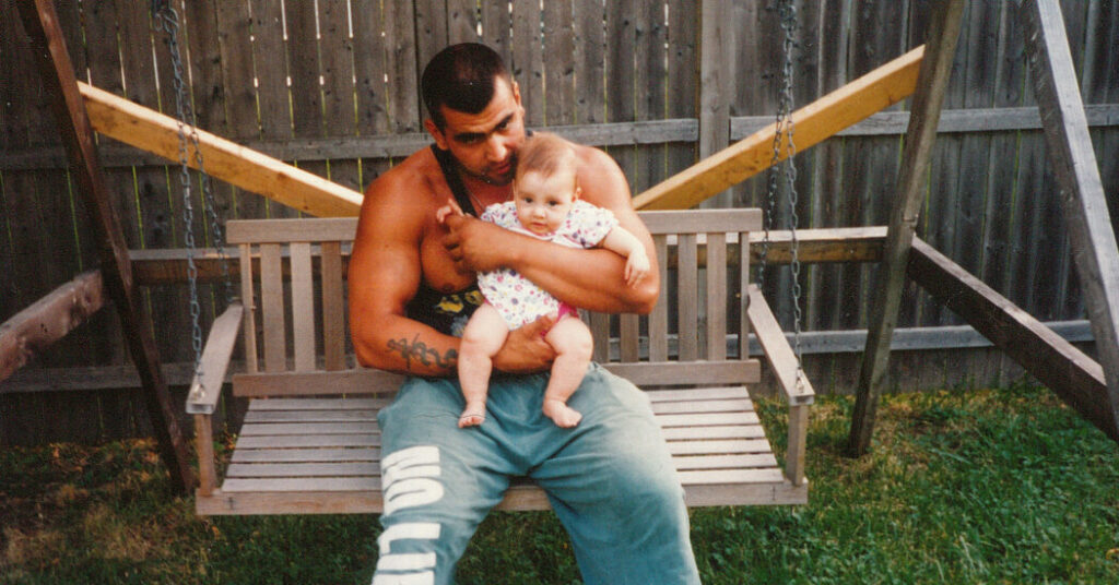 An Engrossing Memoir Asks: Is Telling the Truth a Betrayal?