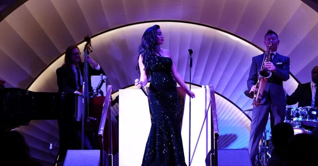 Crooning and Jamming: Las Vegas Lounge Acts Set the Vibe