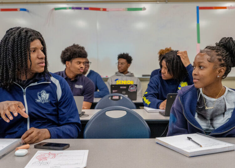 At This Newark School, A.I. Lessons Are the New Drivers’ Ed